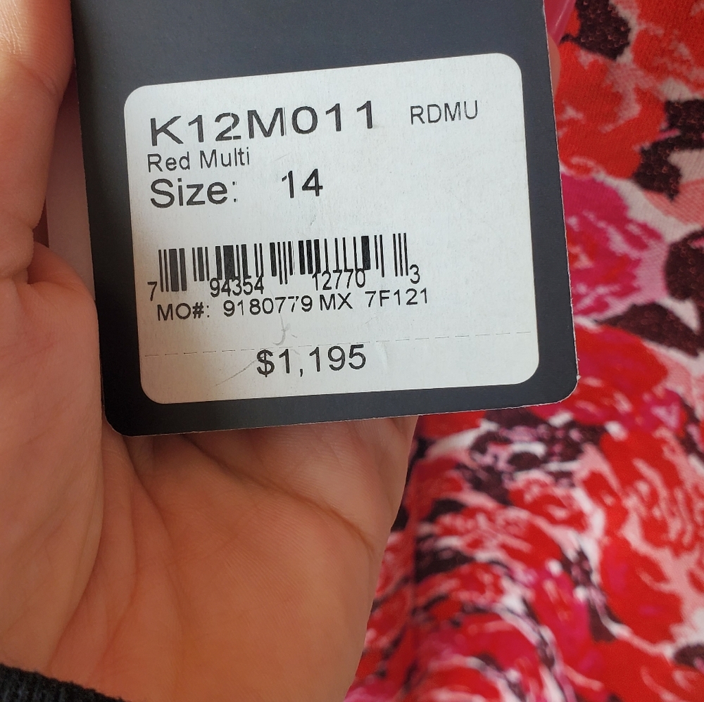 NWT St. John Floral Short Sleeve Dress - Picture 15 of 16